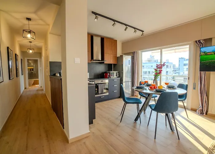 Perfect For Families, 3 Min Away, Brand New Daire