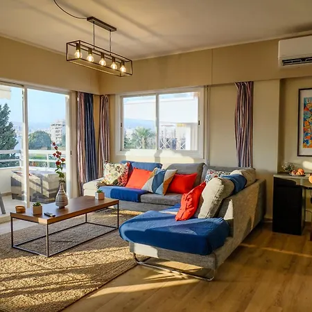 Perfect For Families, 3 Min Away, Brand New *
